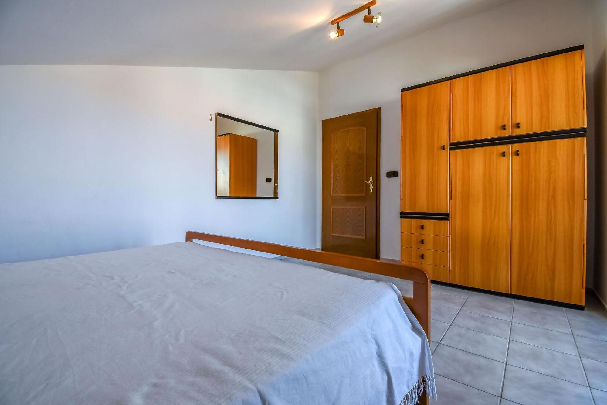 Apartments Anna Трогир Екстериор снимка