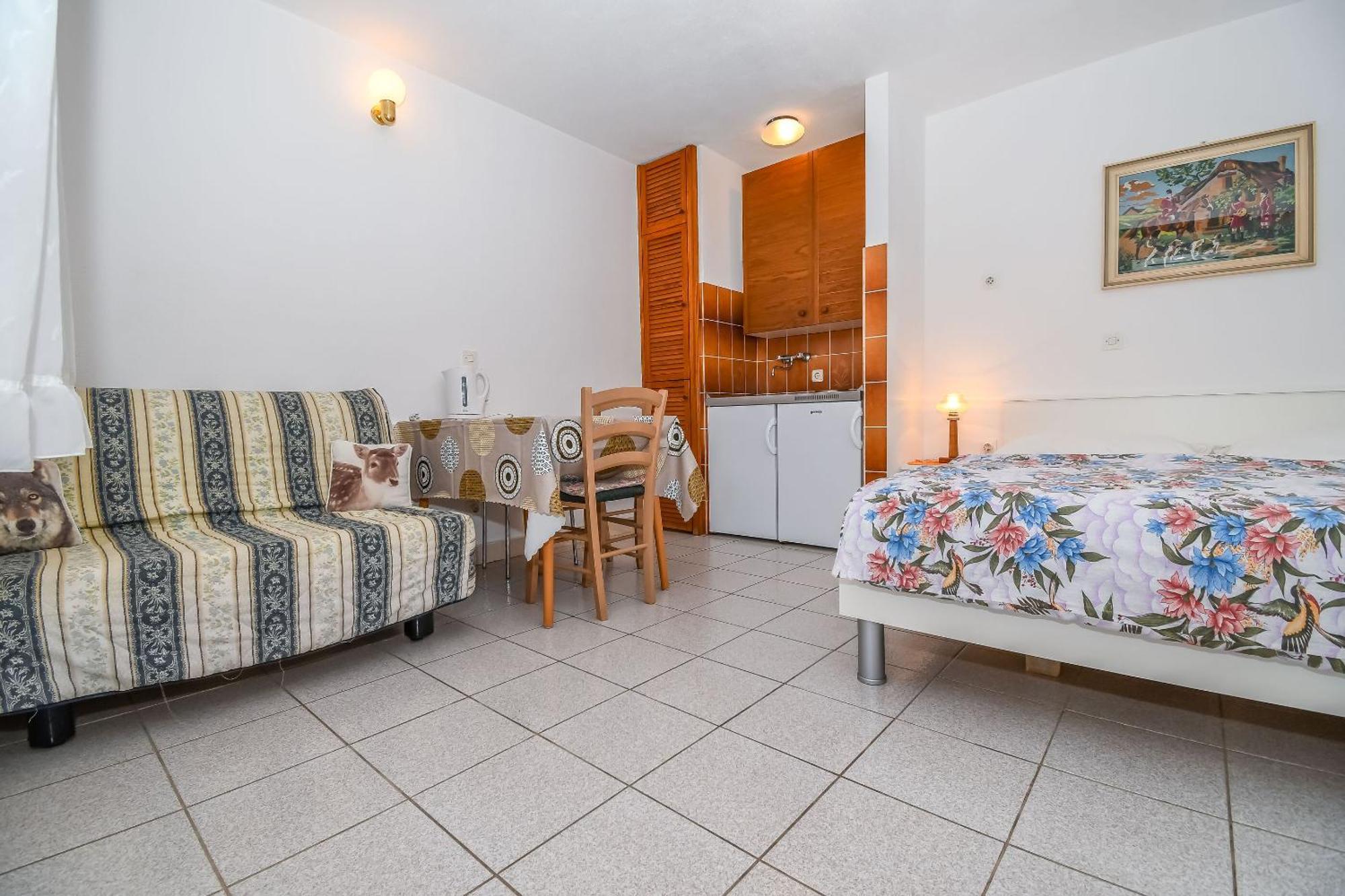 Apartments Anna Трогир Екстериор снимка